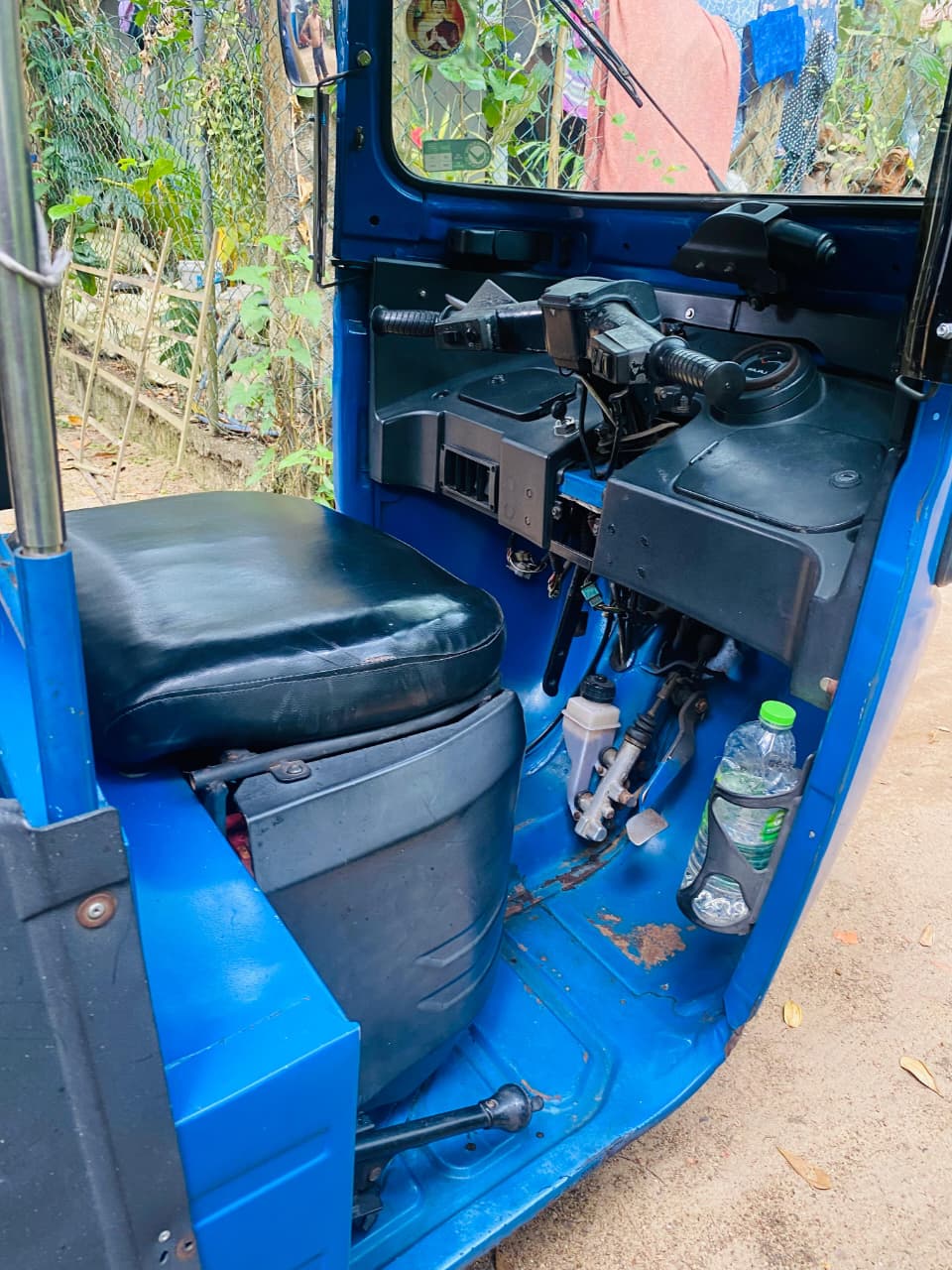 Bajaj Three Wheel 2015 - Used Three wheeler sale in Sri Lanka - patpat.lk