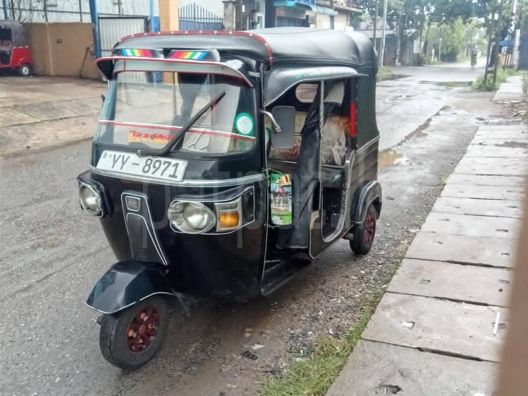 Bajaj 4 stroke 2012 - பயன்படுத்தப்பட்டது முச்சக்கர வண்டி sale in Sri Lanka - patpat.lk