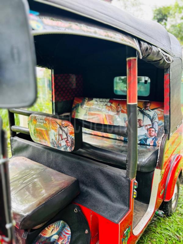 Advertisement image 6