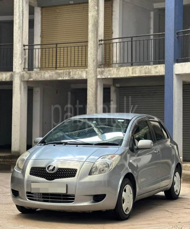Toyota Vitz 2007 ads-image-1