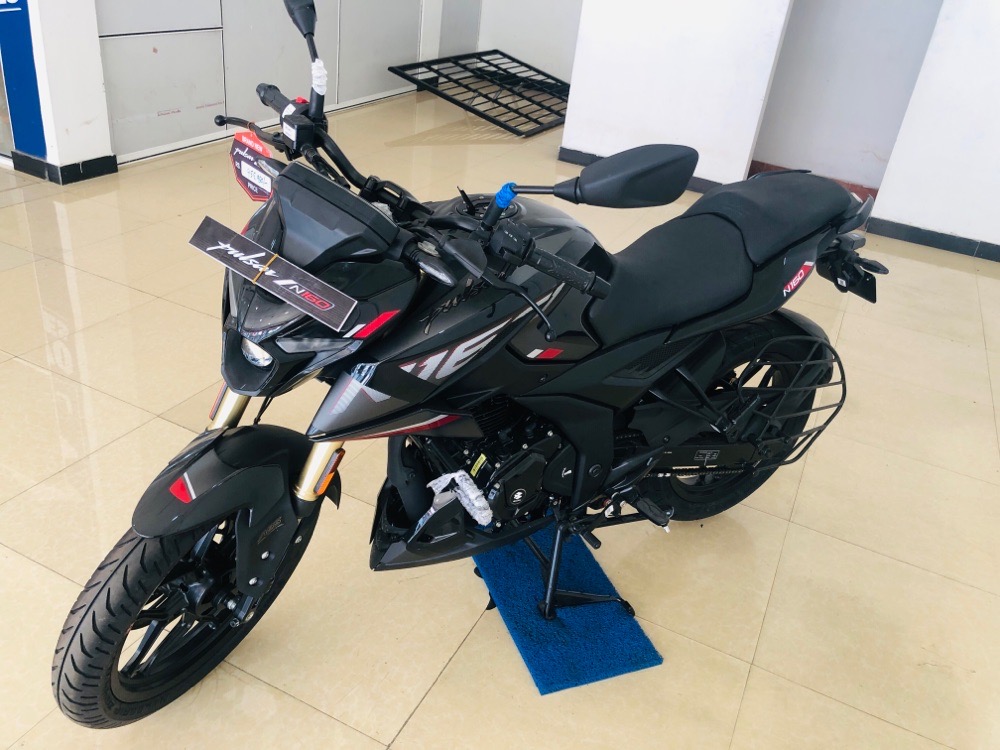 Bajaj Pulsar 2025 - சான்றளிக்கப்பட்டது பைக் sale in Sri Lanka - patpat.lk