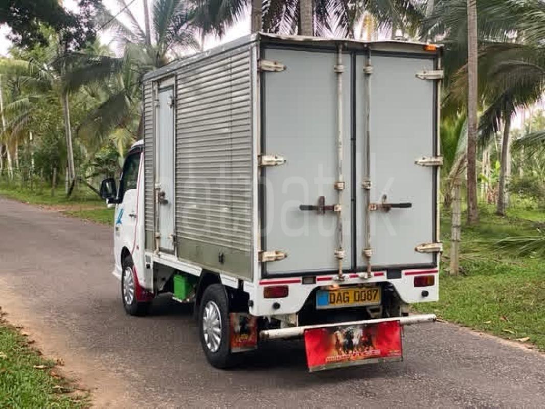 Advertisement image 4