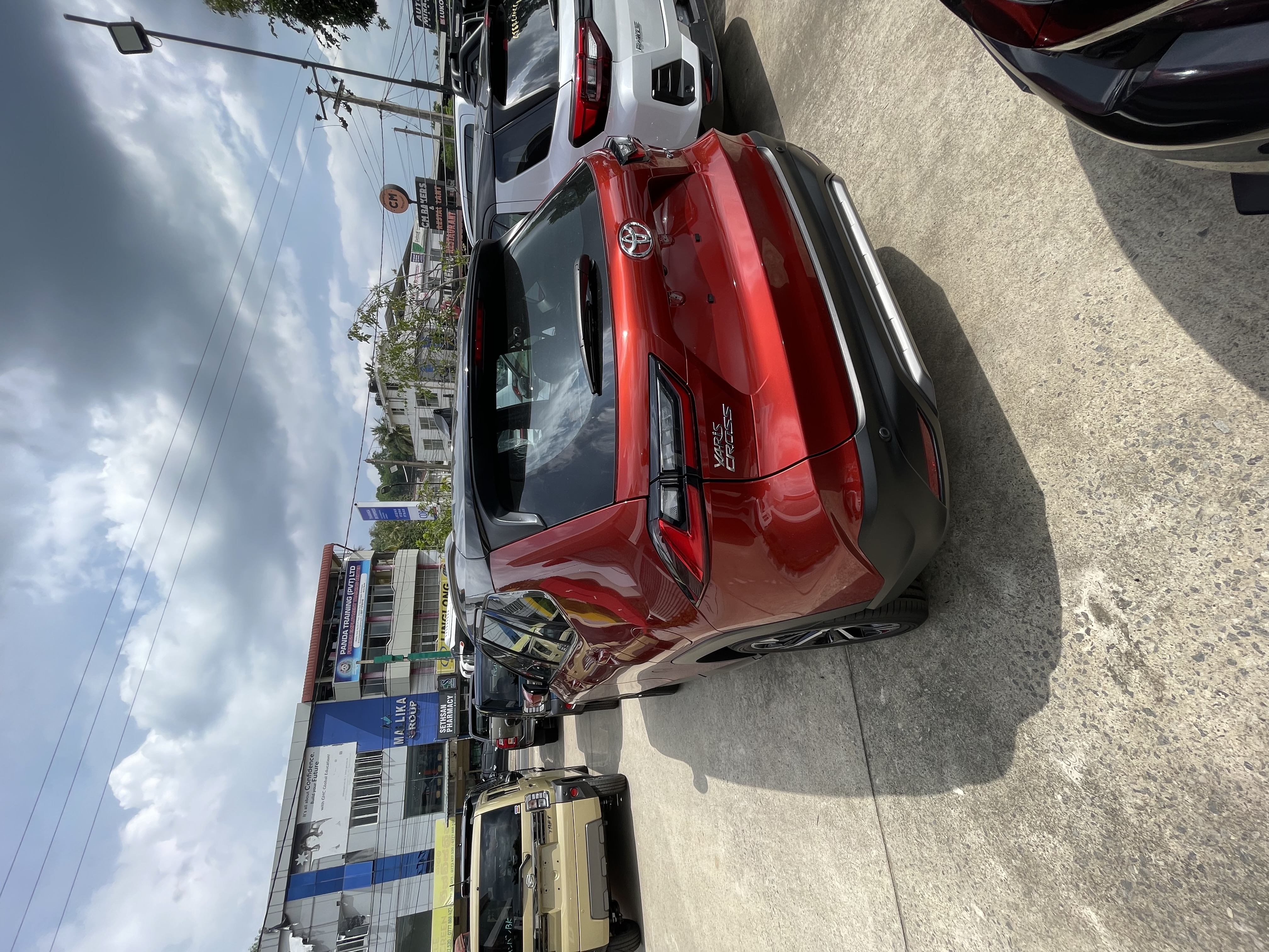 Toyota Yaris Cross 2025 - சான்றளிக்கப்பட்டது SUV sale in Sri Lanka - patpat.lk