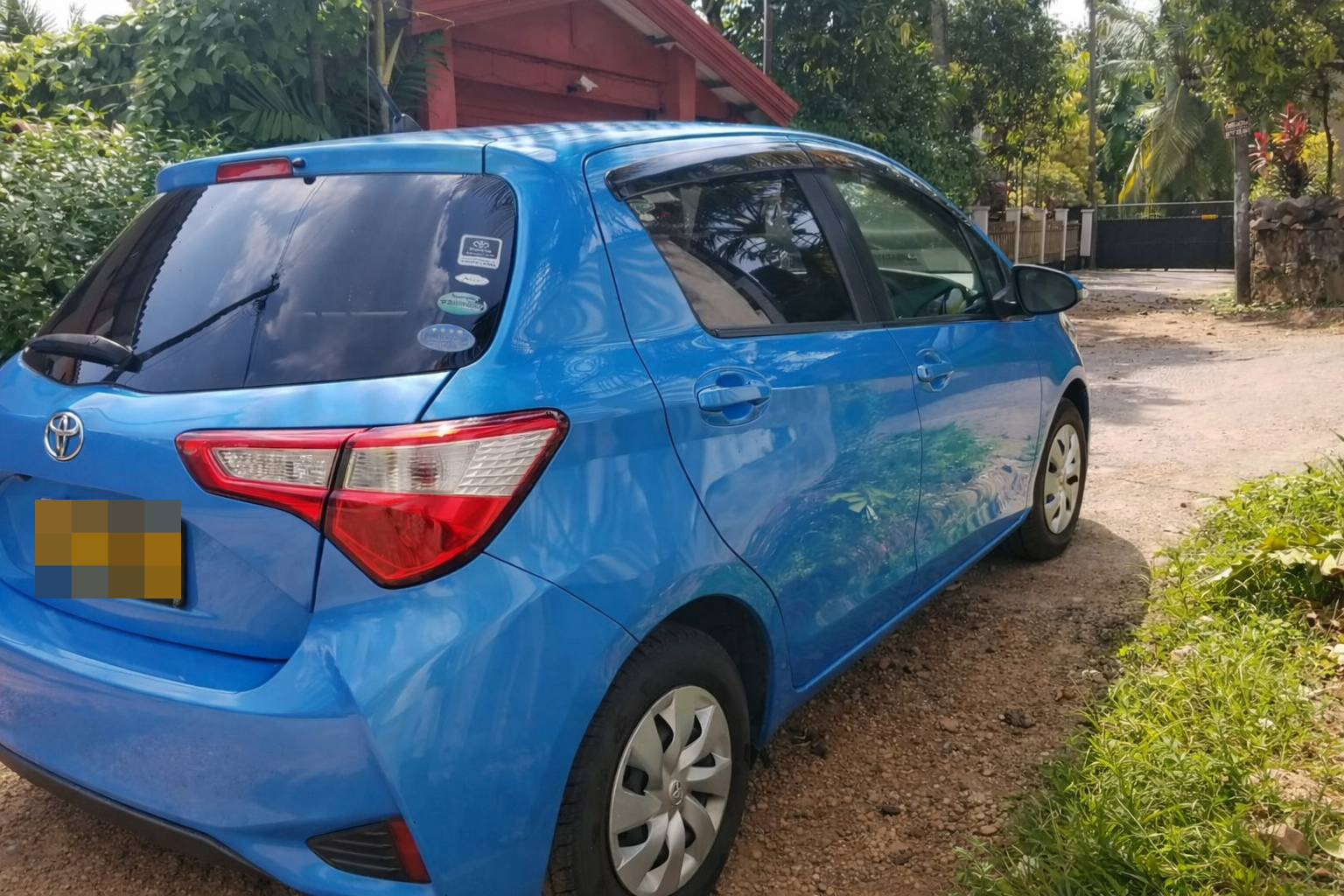 Toyota Vitz 2017 - Used Car sale in Sri Lanka - patpat.lk
