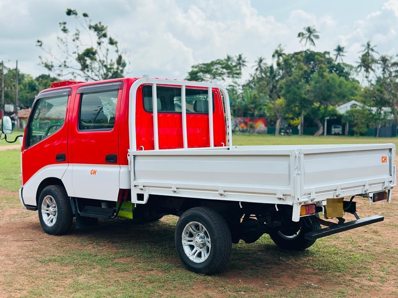 Toyota Dyna 1996 - பயன்படுத்தப்பட்டது டிரக் sale in Sri Lanka - patpat.lk