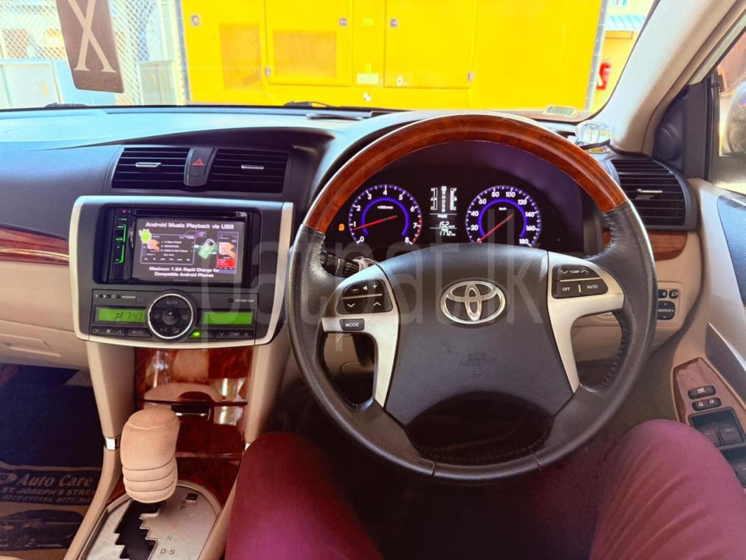 Toyota Premio 2015 - பயன்படுத்தப்பட்டது கார் sale in Sri Lanka - patpat.lk