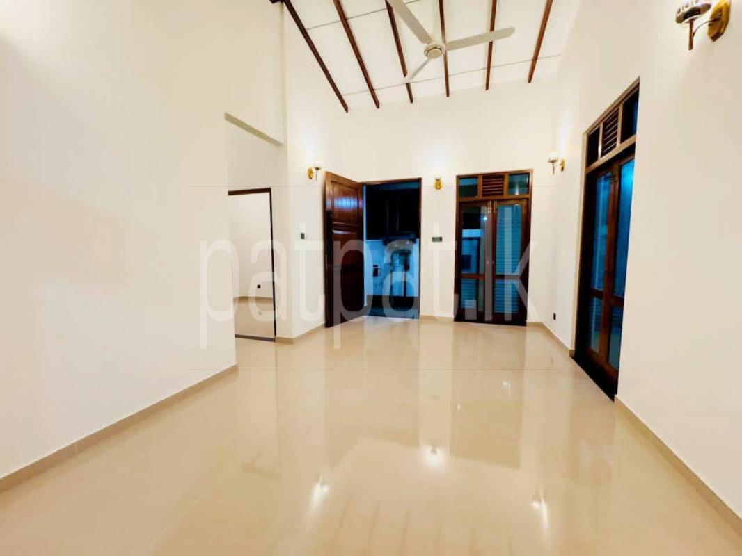 House for Sale in Polgasowita