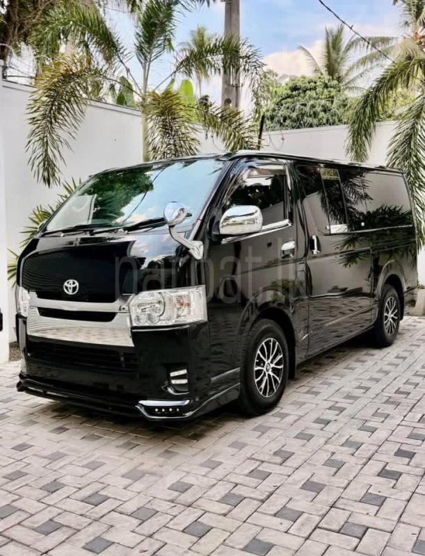 Toyota Hiace 2009 - பயன்படுத்தப்பட்டது வேன் sale in Sri Lanka - patpat.lk