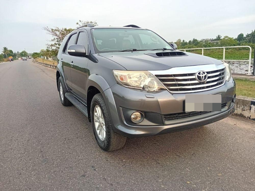Toyota Fortuner 2013 - Used SUV sale in Sri Lanka - patpat.lk