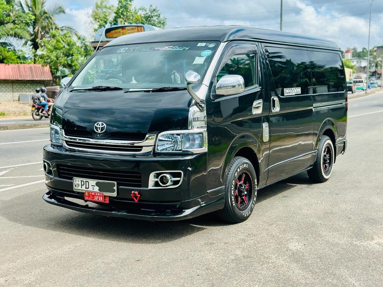 Toyota Hiace 2008 - பயன்படுத்தப்பட்டது வேன் sale in Sri Lanka - patpat.lk