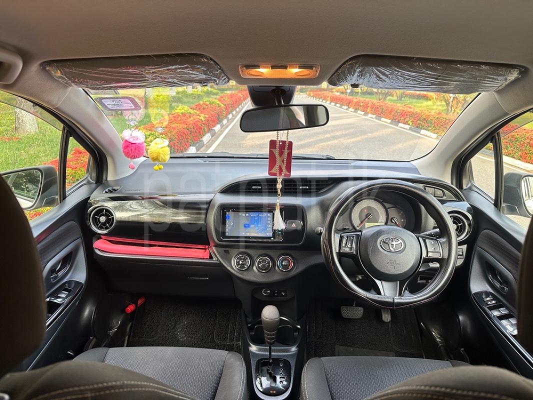 Toyota Vitz 2018 - பயன்படுத்தப்பட்டது கார் sale in Sri Lanka - patpat.lk