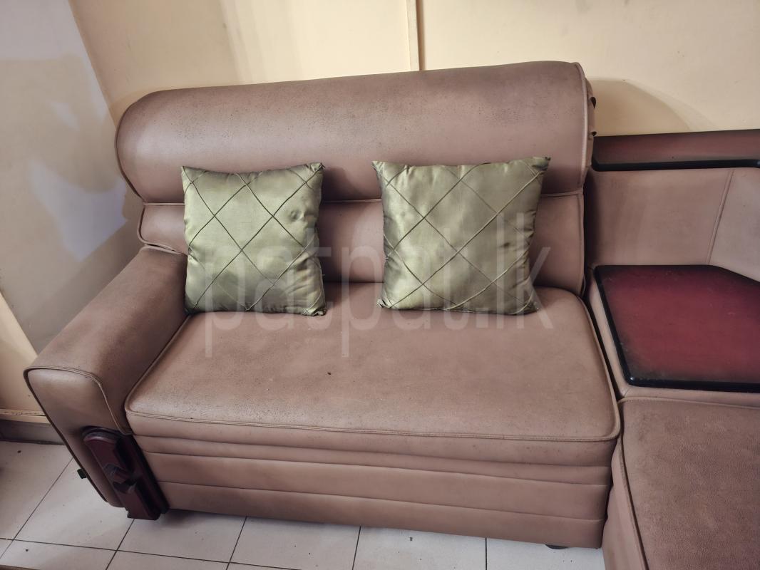 Advertisement image 4