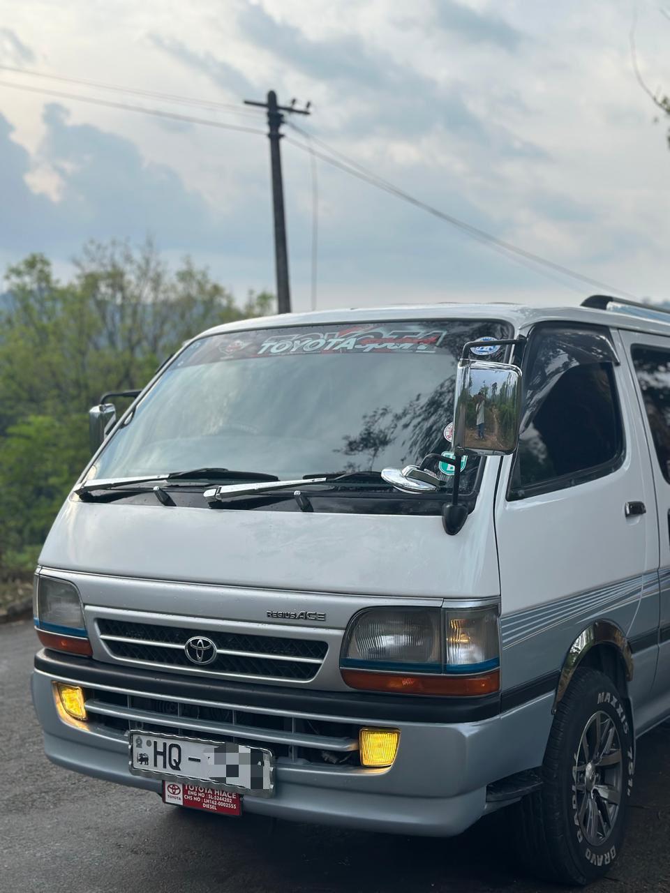 Toyota Hiace 1998 - Used Van sale in Sri Lanka - patpat.lk