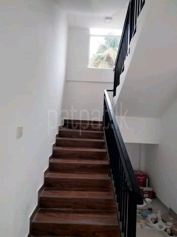 House for Sale in Athurugiriya