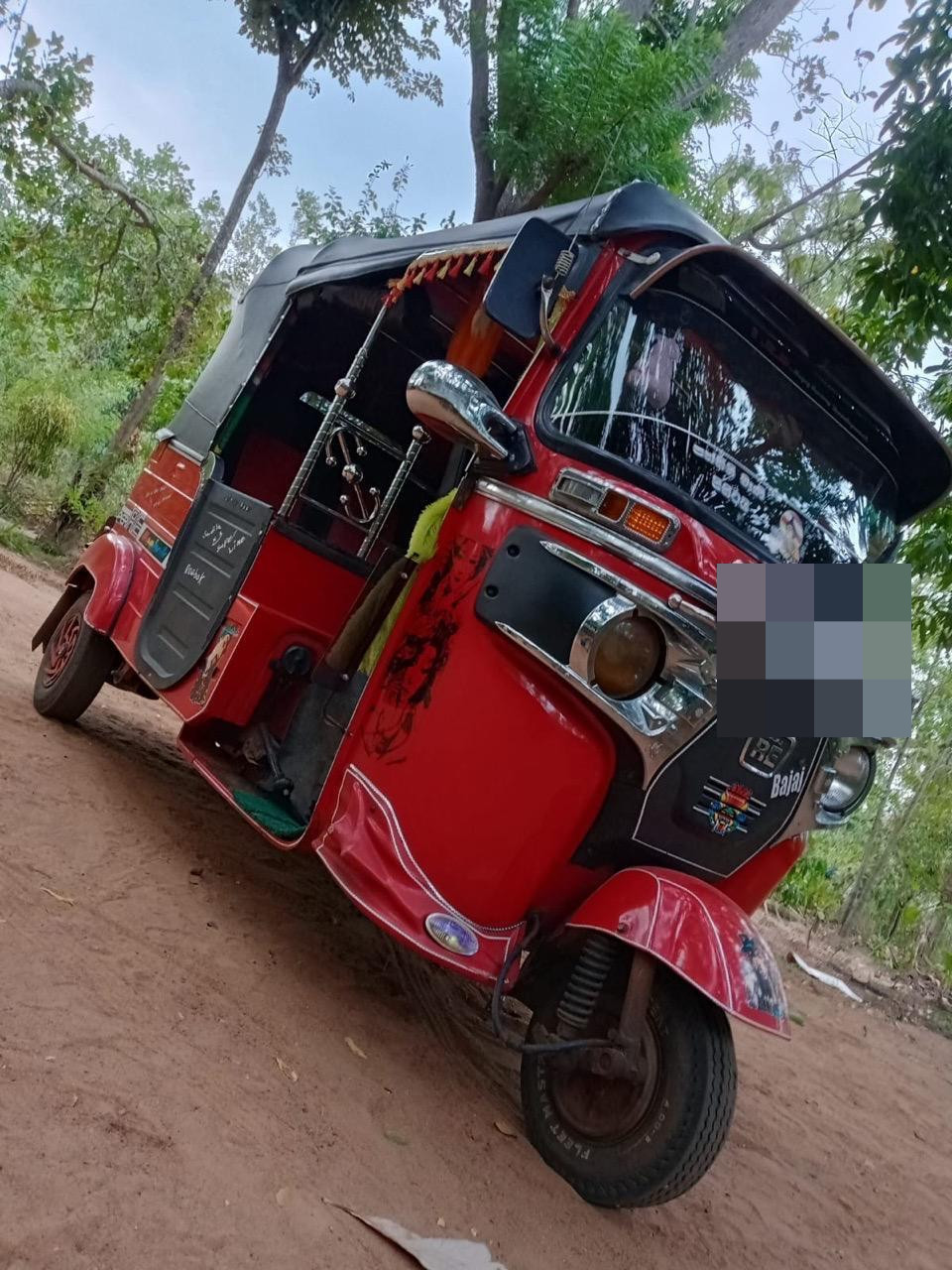 Bajaj Three Wheel 2014 - භාවිතා කරන ලද ත්‍රිරෝද රථය sale in Sri Lanka - patpat.lk