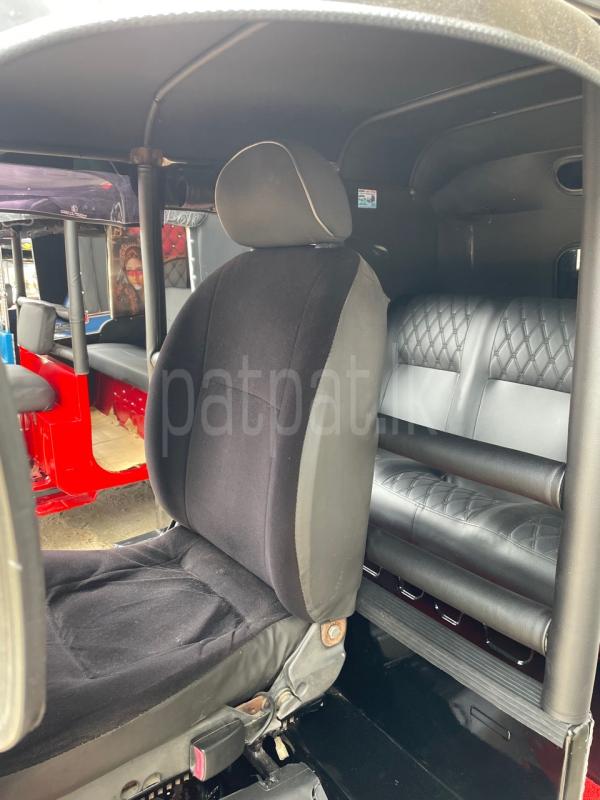 Advertisement image 6