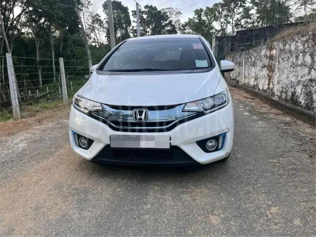 Honda Fit 2014 - பயன்படுத்தப்பட்டது கார் sale in Sri Lanka - patpat.lk