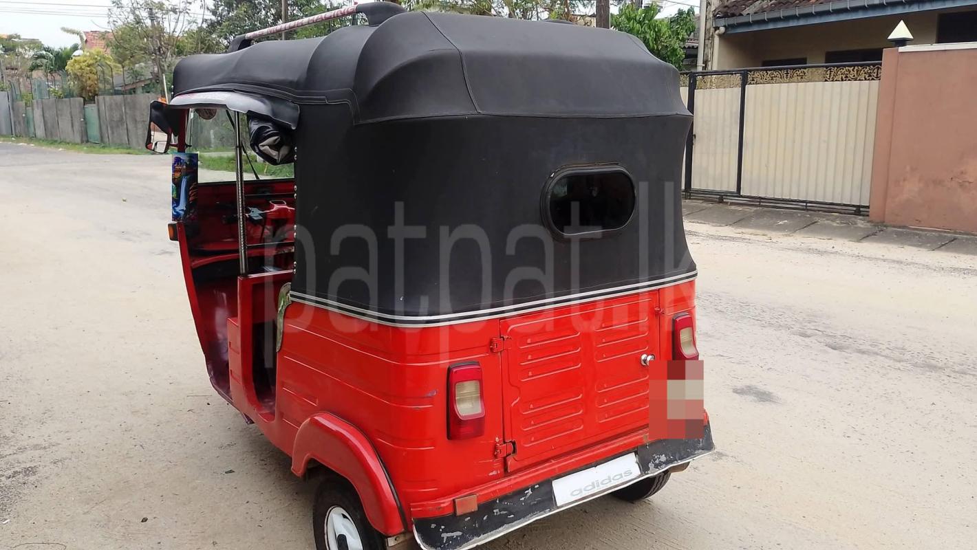 Bajaj Three Wheel 2003 - பயன்படுத்தப்பட்டது முச்சக்கர வண்டி sale in Sri Lanka - patpat.lk