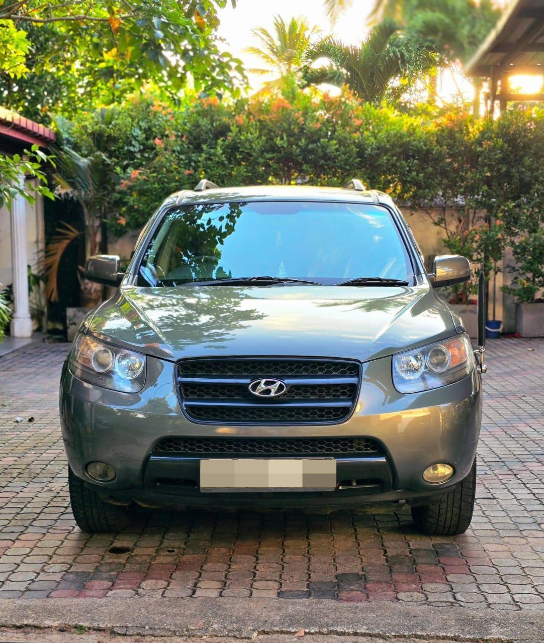 Hyundai Santa Fe 2008 - பயன்படுத்தப்பட்டது SUV sale in Sri Lanka - patpat.lk