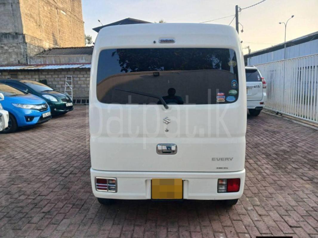 Advertisement image 4