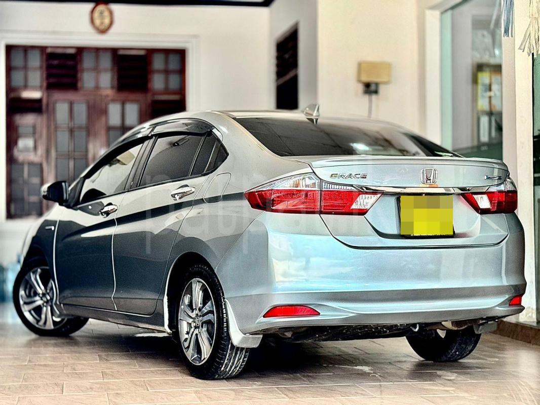 Honda Grace 2019 - பயன்படுத்தப்பட்டது கார் sale in Sri Lanka - patpat.lk