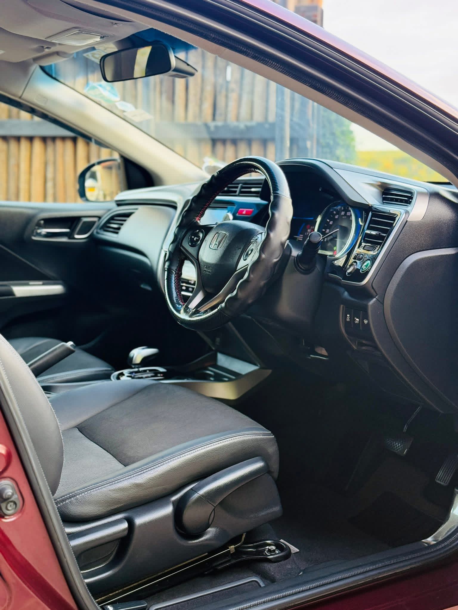 Honda Grace 2014 - Used Car sale in Sri Lanka - patpat.lk