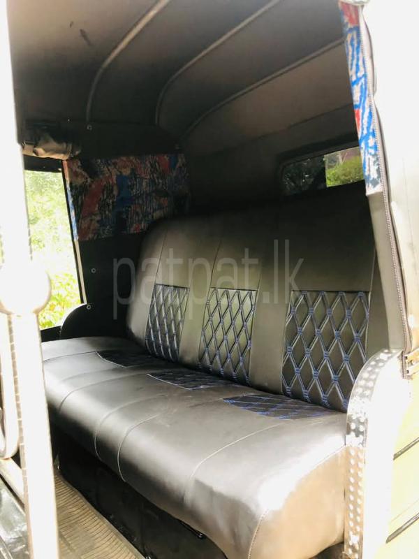 Bajaj 4 stroke 2014 - பயன்படுத்தப்பட்டது முச்சக்கர வண்டி sale in Sri Lanka - patpat.lk