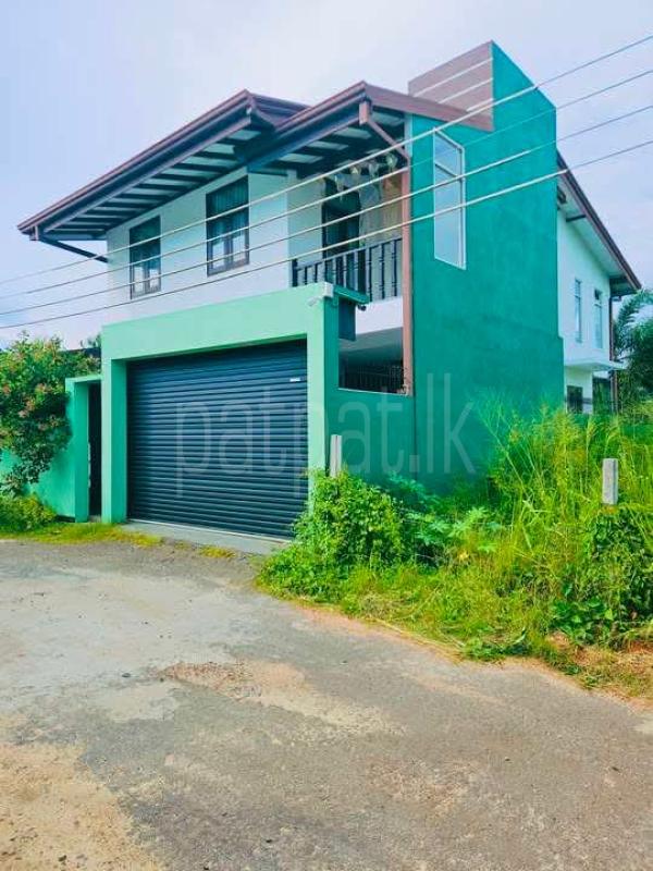 House for Sale in Athurugiriya ads-image-1