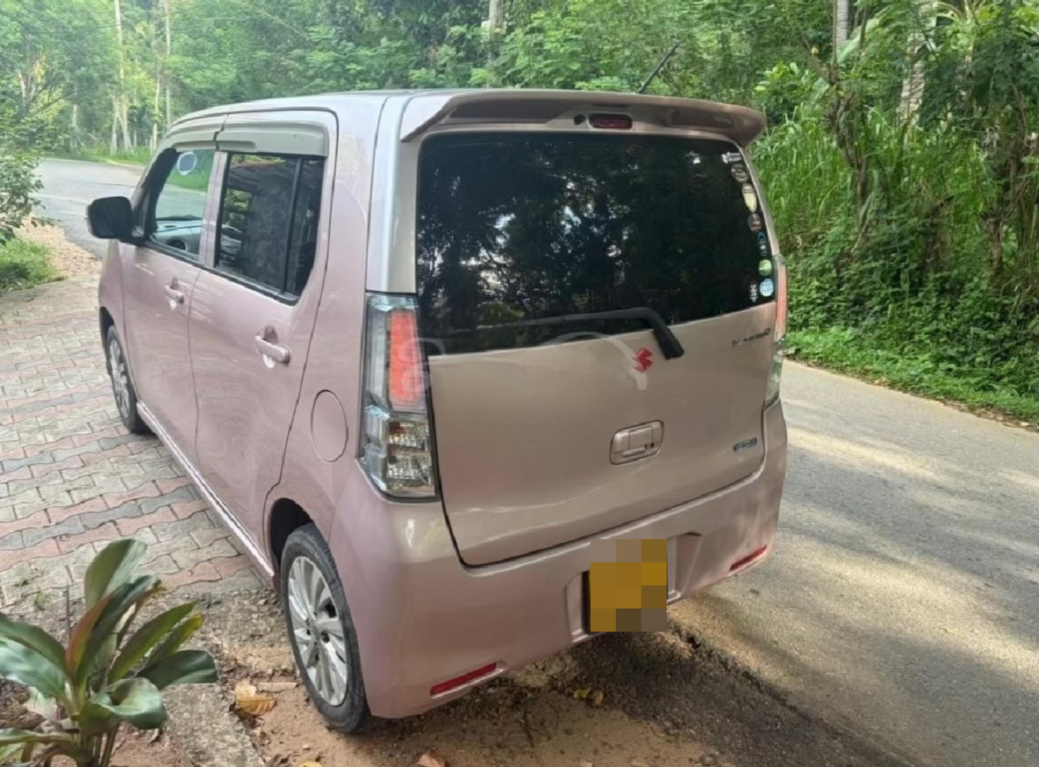 Suzuki Wagon R 2016 - භාවිතා කරන ලද කාර් sale in Sri Lanka - patpat.lk