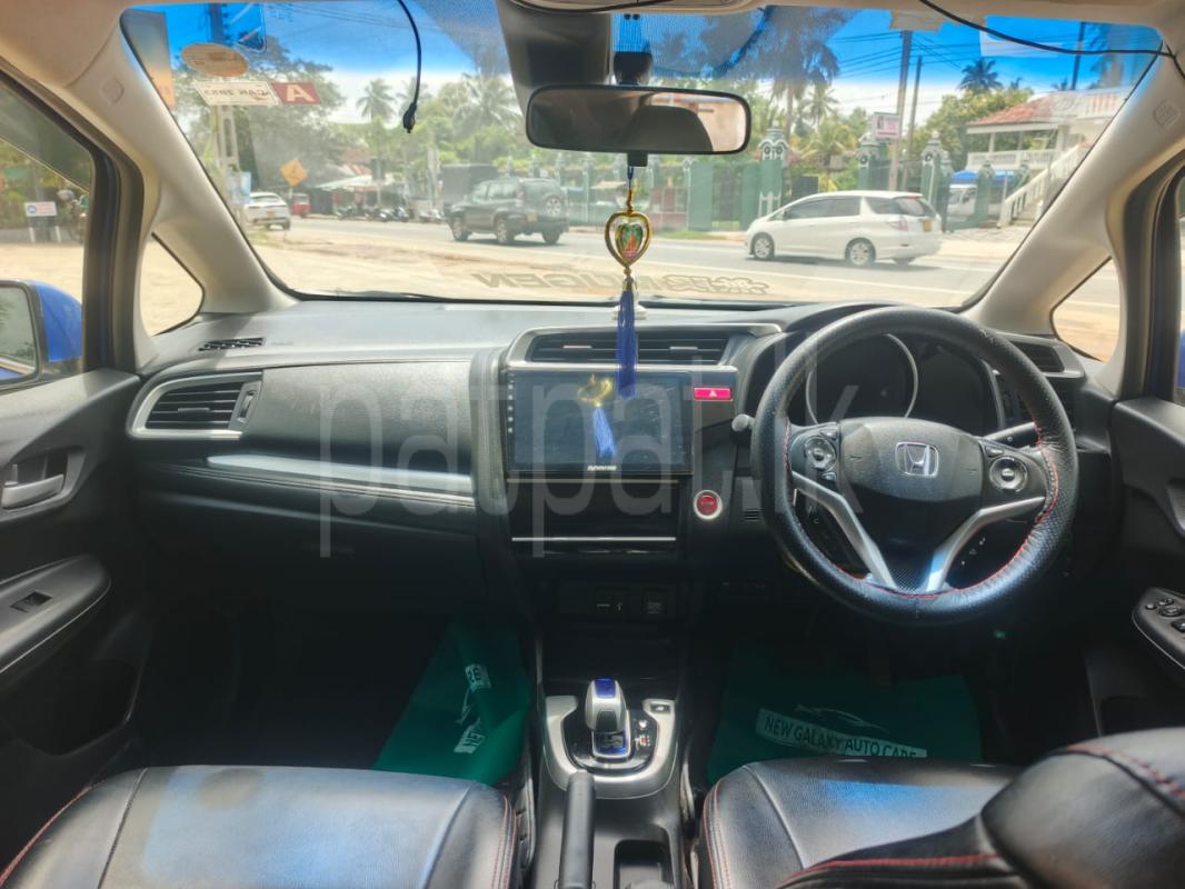Honda Fit 2013 - பயன்படுத்தப்பட்டது கார் sale in Sri Lanka - patpat.lk