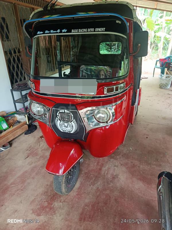 Bajaj 4 stroke 2015 - பயன்படுத்தப்பட்டது முச்சக்கர வண்டி sale in Sri Lanka - patpat.lk