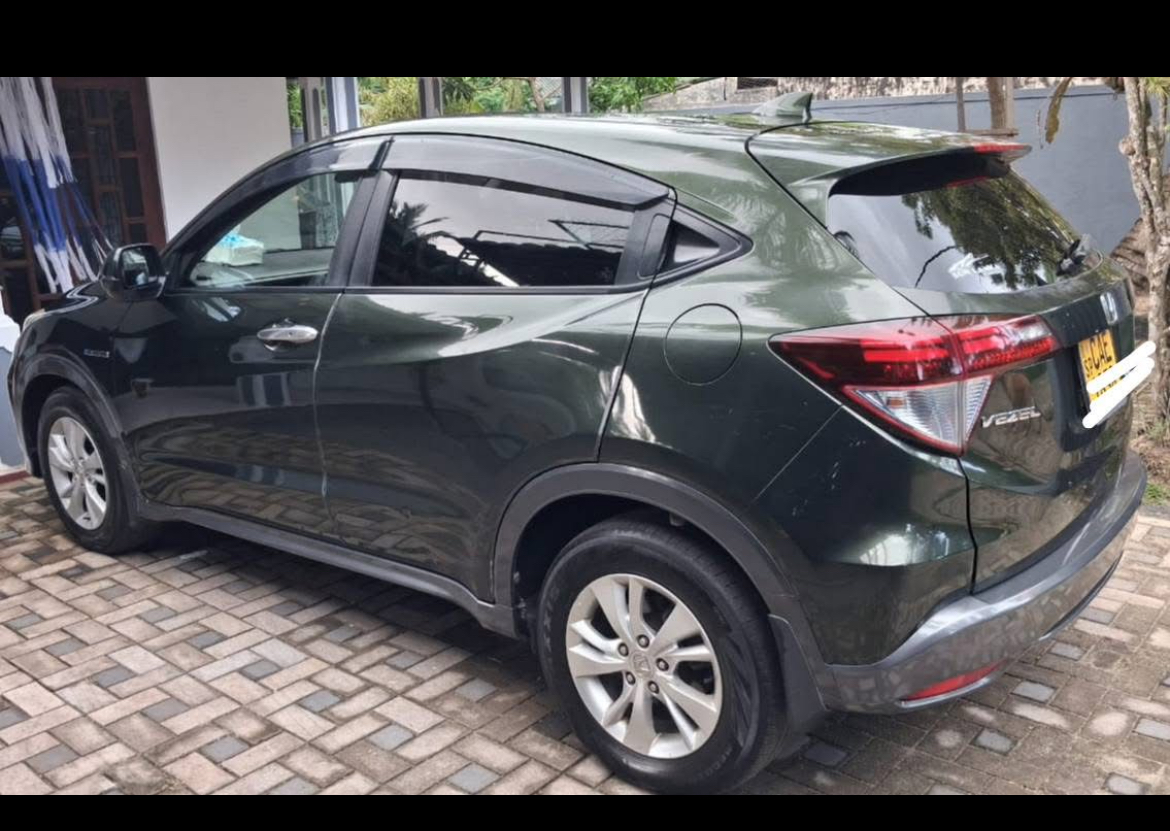 Honda Vezel 2014 - பயன்படுத்தப்பட்டது SUV sale in Sri Lanka - patpat.lk