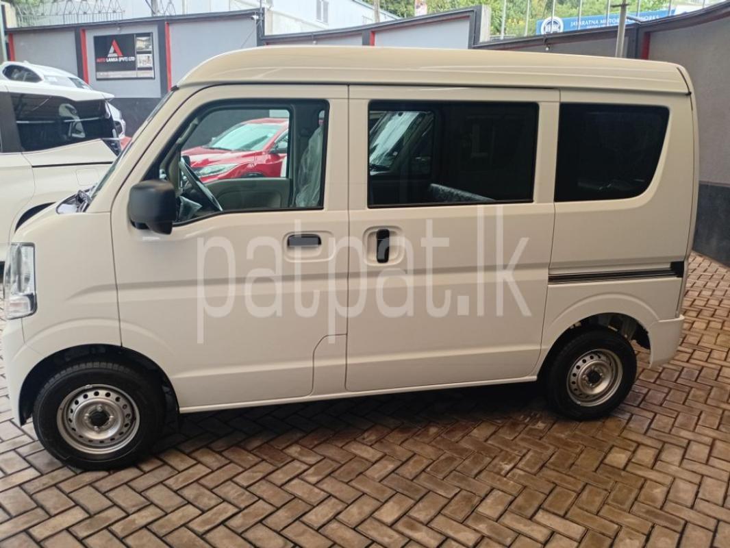 Advertisement image 4