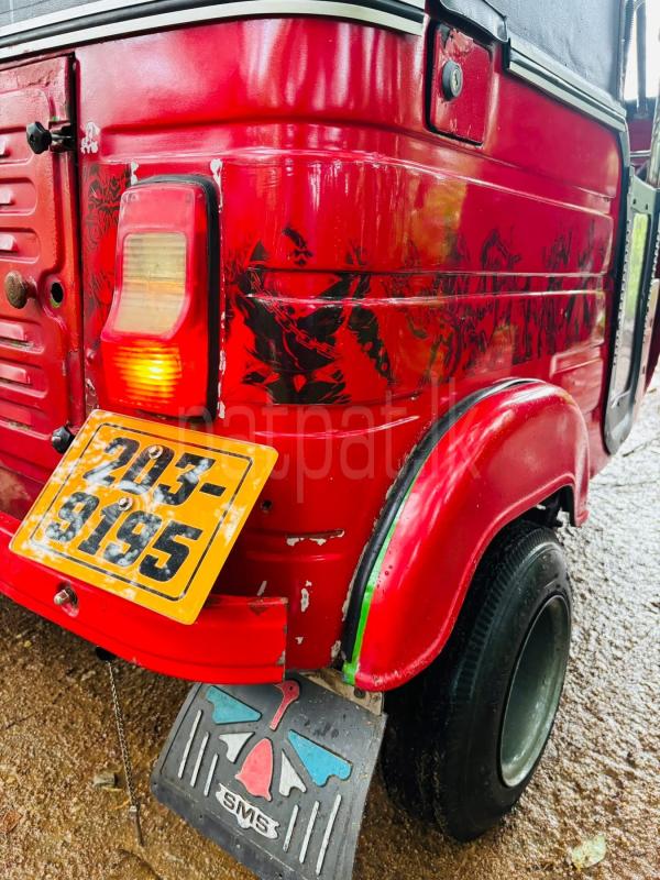 Bajaj 2 stroke 2002 - Used Three wheeler sale in Sri Lanka - patpat.lk