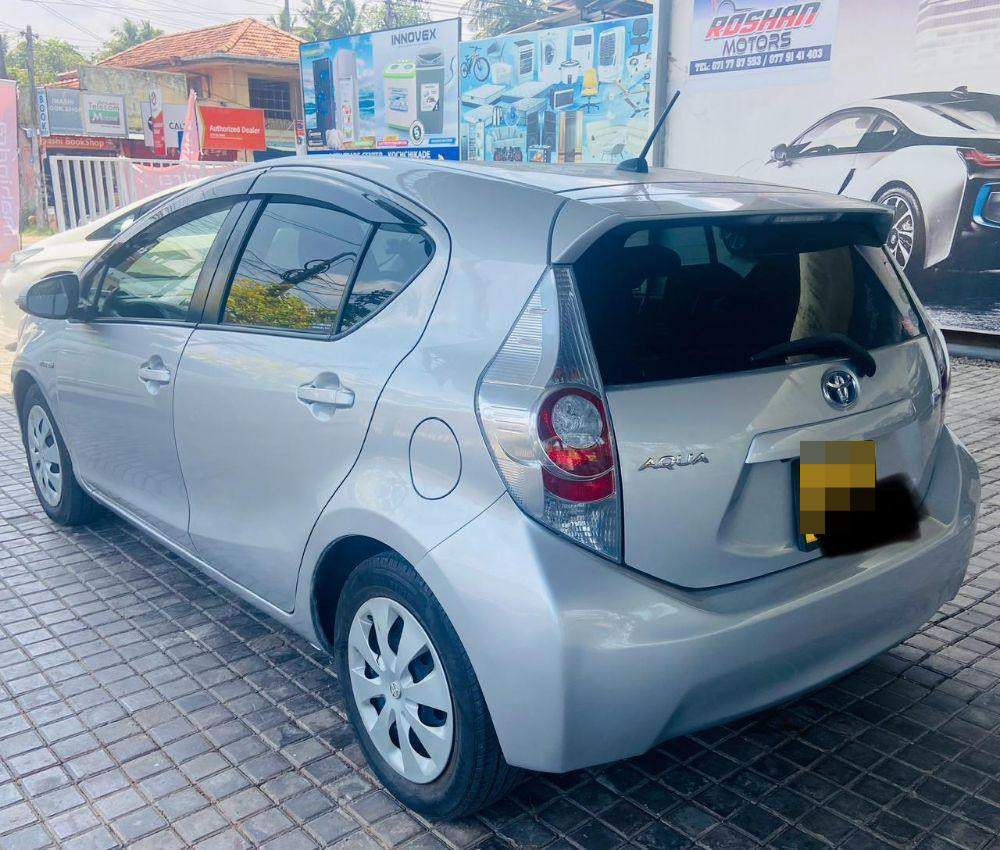 Toyota Aqua 2014 - Used Car sale in Sri Lanka - patpat.lk