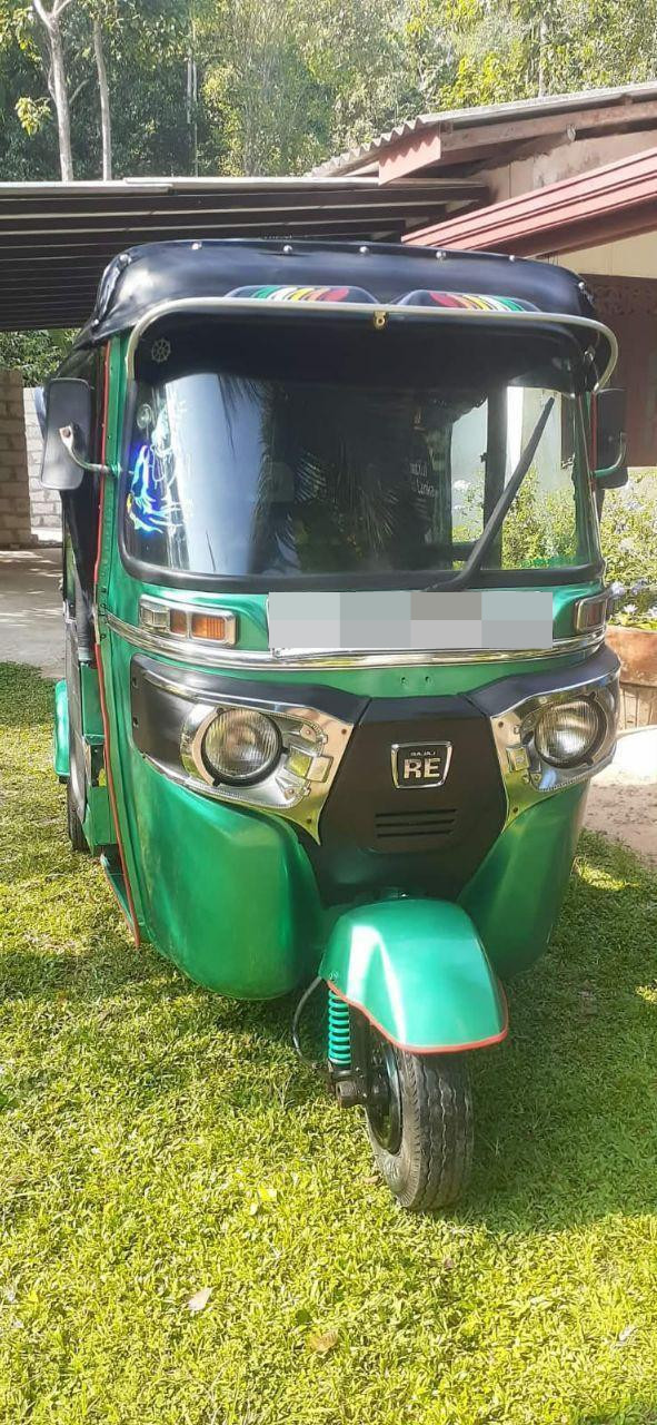 Bajaj Three Wheel 2015 - பயன்படுத்தப்பட்டது முச்சக்கர வண்டி sale in Sri Lanka - patpat.lk