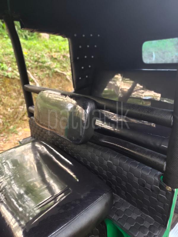 Bajaj Three Wheel 2010 - பயன்படுத்தப்பட்டது முச்சக்கர வண்டி sale in Sri Lanka - patpat.lk