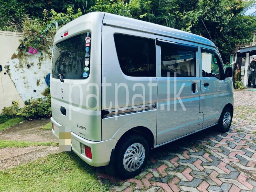 Advertisement image 3