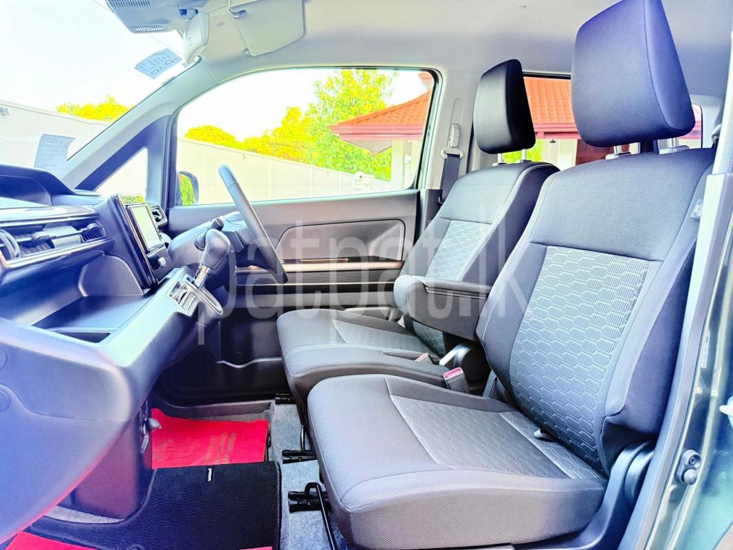 Advertisement image 6