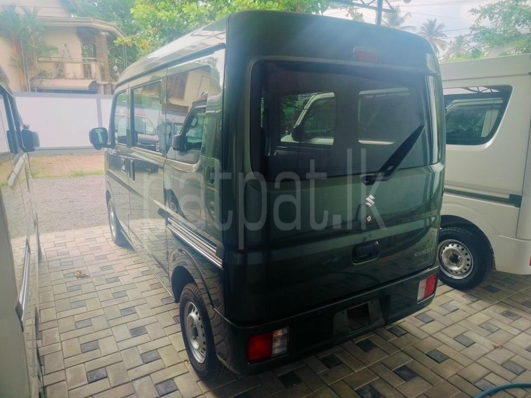 Advertisement image 4