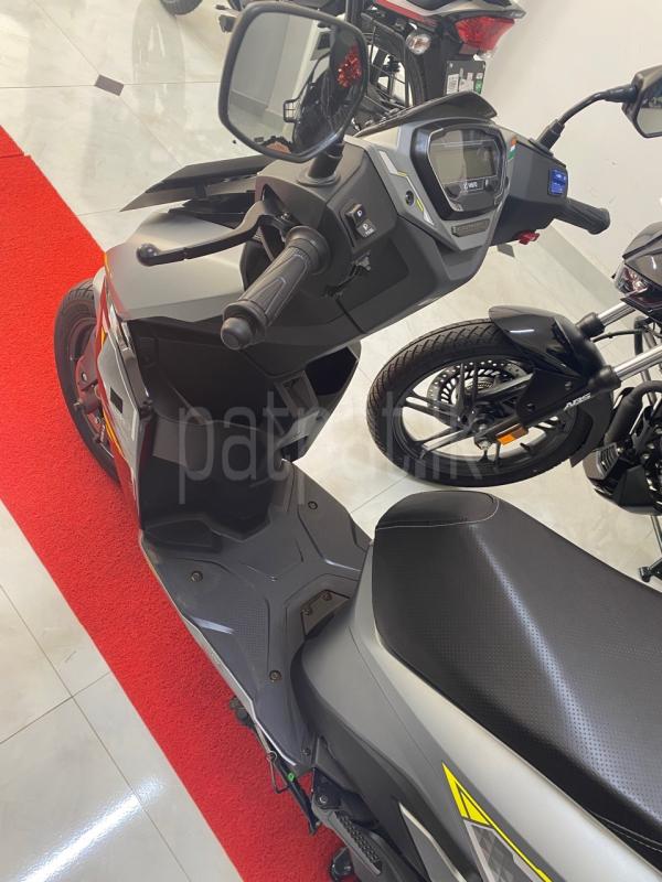 Advertisement image 5