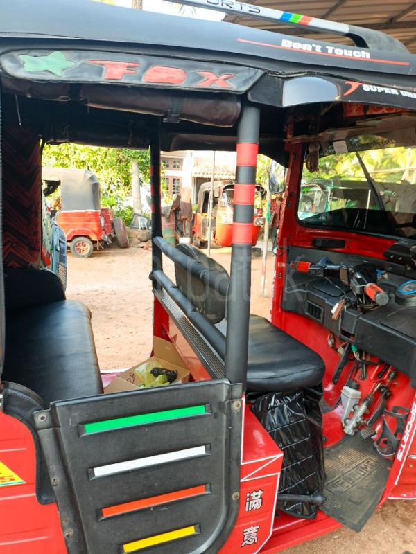 Bajaj Three Wheel 2009 - Used Three wheeler sale in Sri Lanka - patpat.lk