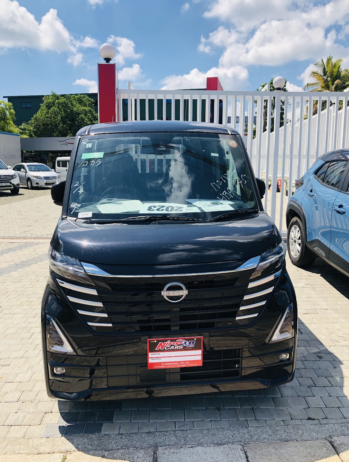 Nissan Roox 2023 - சான்றளிக்கப்பட்டது கார் sale in Sri Lanka - patpat.lk