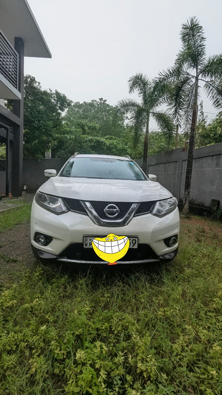Nissan X Trail 2015 - பயன்படுத்தப்பட்டது SUV sale in Sri Lanka - patpat.lk