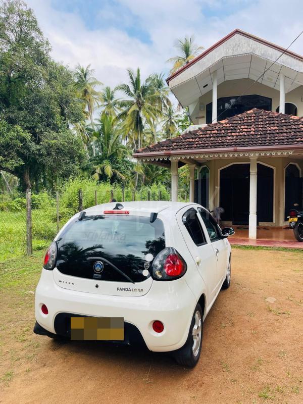 Advertisement image 3