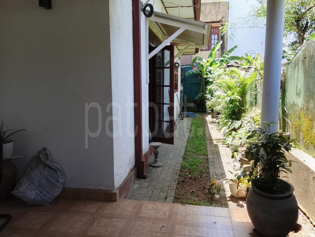 House for Sale in Athurugiriya