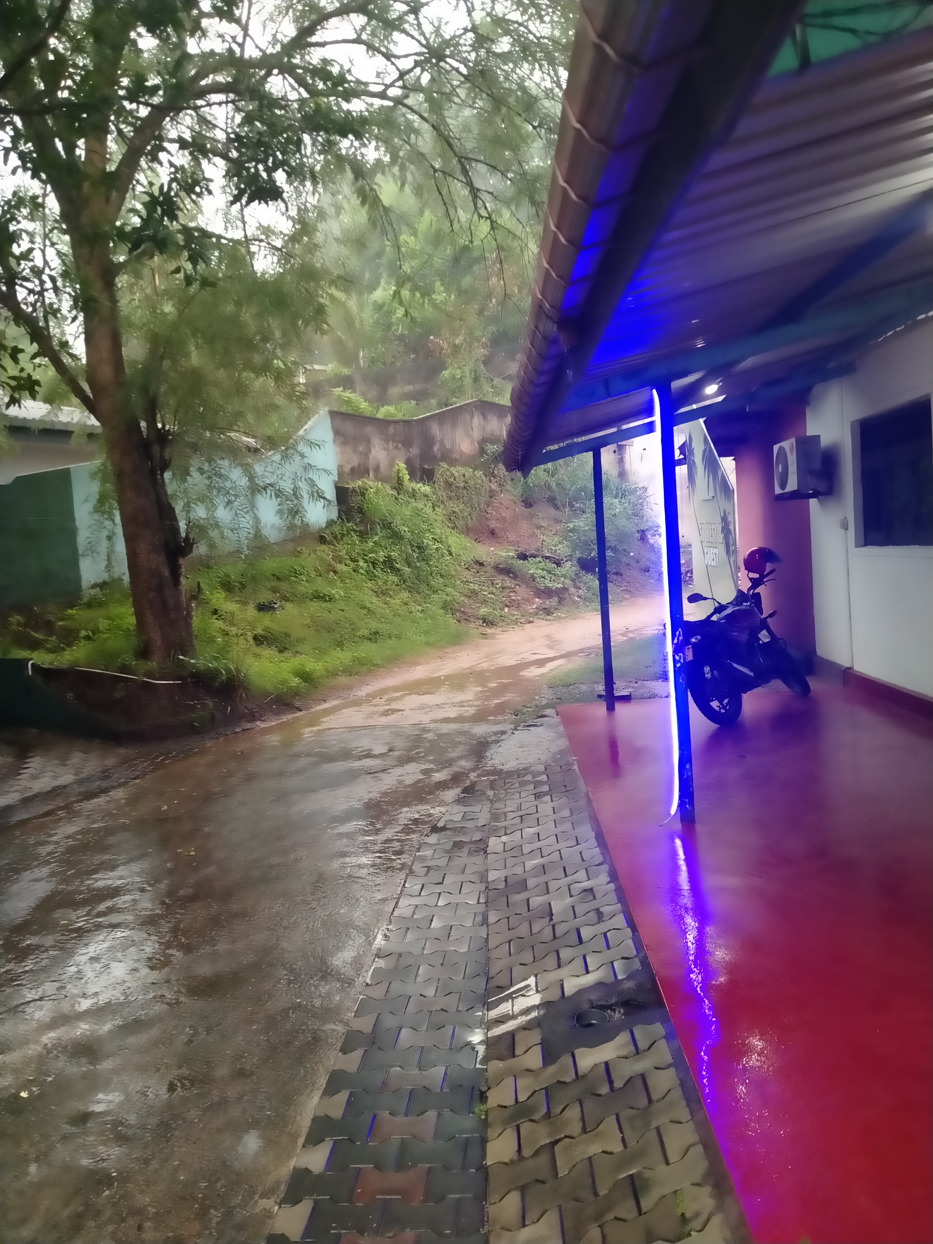 Restaurant for Sale in Hasalaka