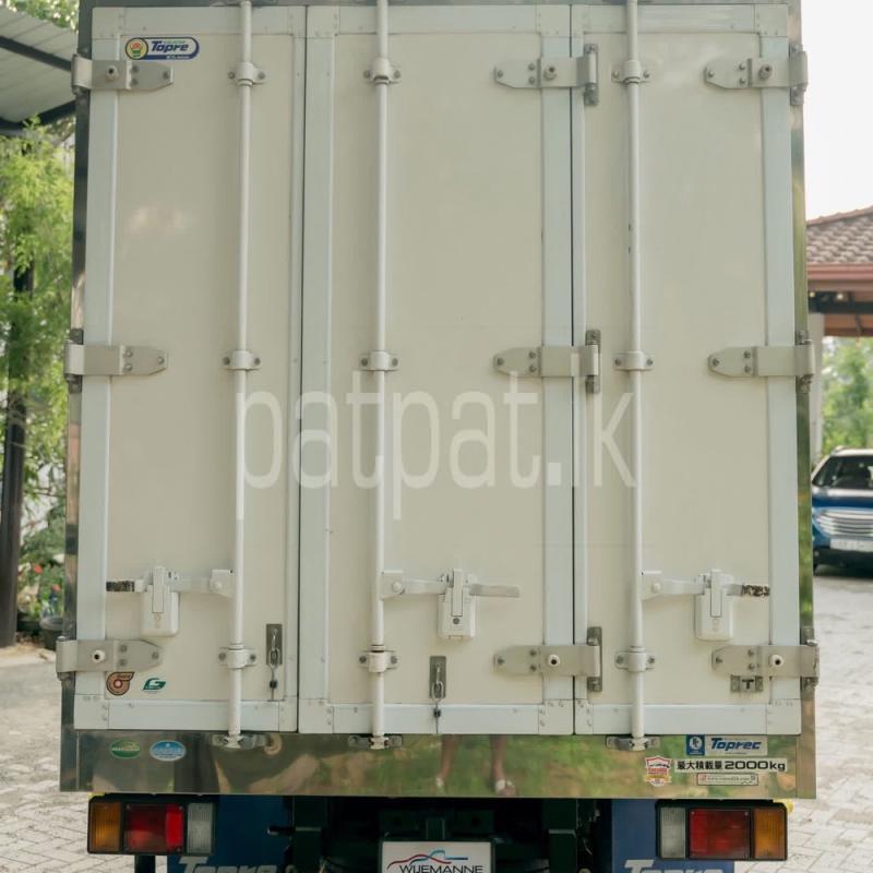 Advertisement image 4