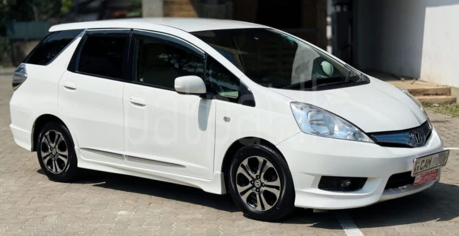 Advertisement image 3