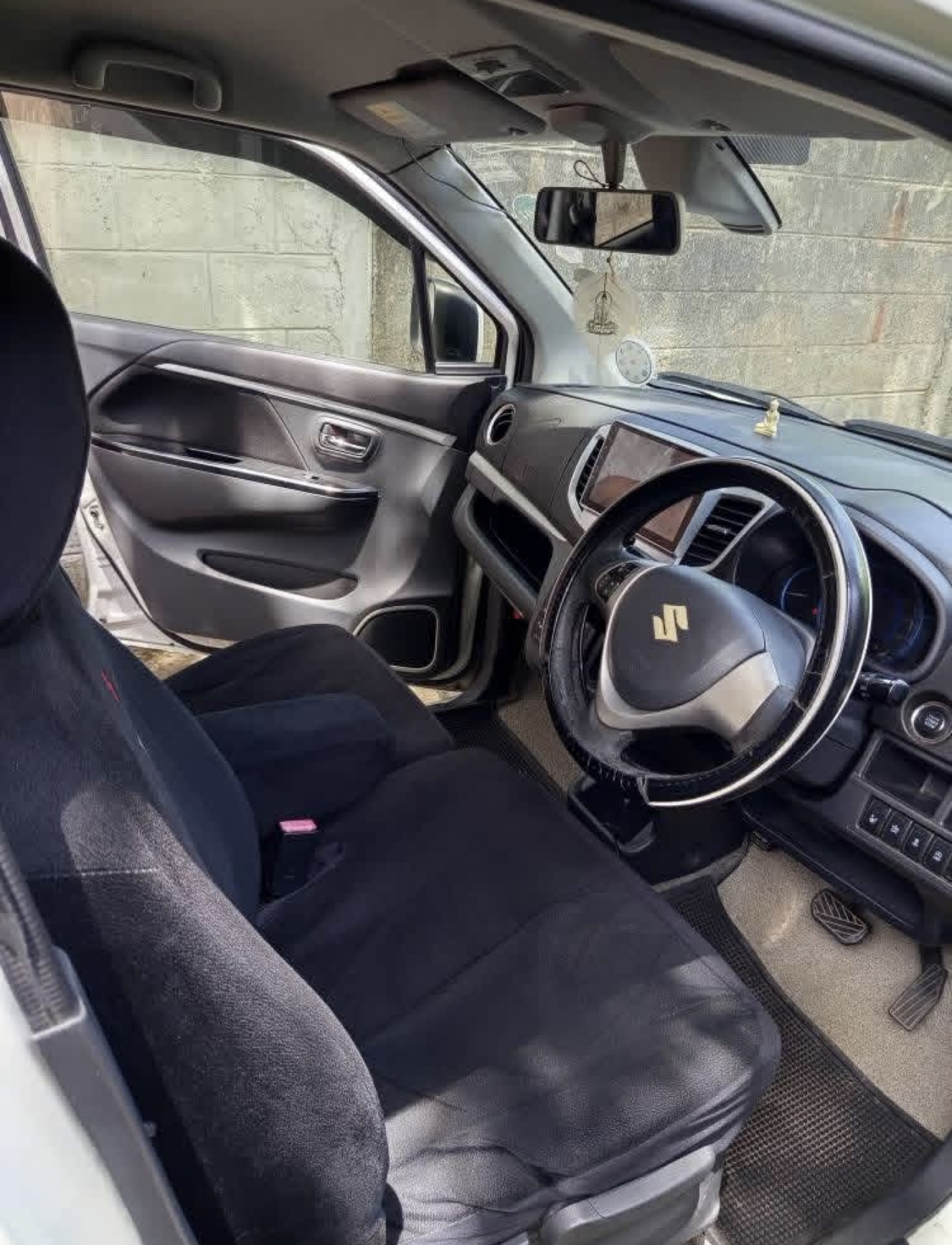 Suzuki Wagon R 2015 - பயன்படுத்தப்பட்டது கார் sale in Sri Lanka - patpat.lk